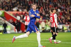 英超次回合爆出冷门！热刺大胜曼联，争冠形势突变(英超联赛热刺对曼城回放)